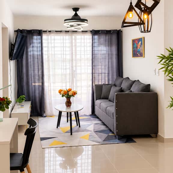 Tropical Pearl Getaway - Image 1