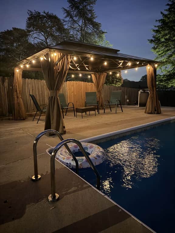 Maxine Manor wine suite · Maxine Manor | Private Pool & Elevated - Image 2