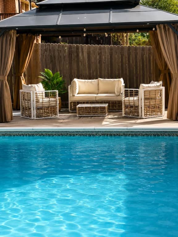 Maxine Manor wine suite · Maxine Manor | Private Pool & Elevated - Image 3